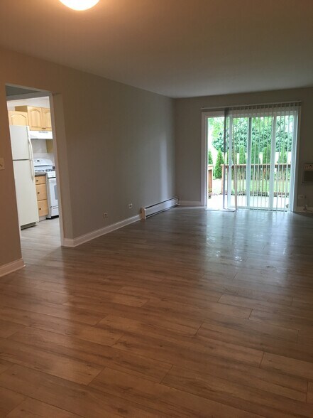 Building Photo - 22960 N Apple Hill Ln