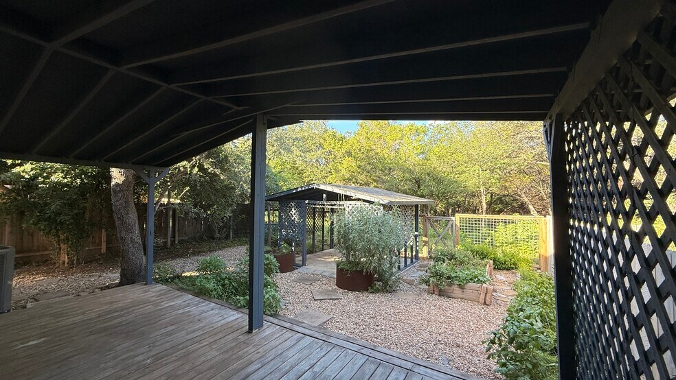 Building Photo - 10513 Archdale Dr