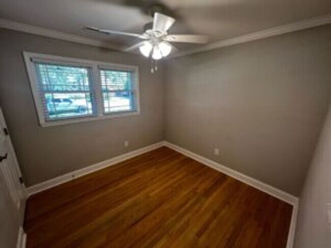 Building Photo - 1343 Hermitage Ave