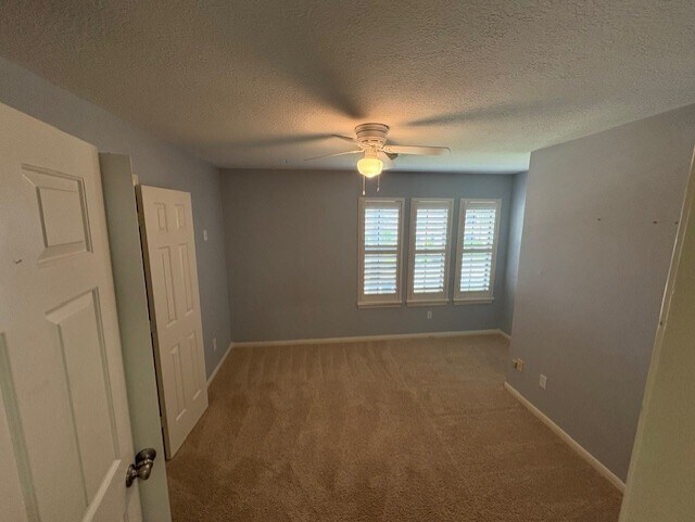 Building Photo - 1719 Galleon Oaks Dr