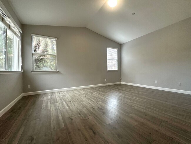 Building Photo - Single Story 3 bed, 2 bath in Brentwood Garin Ranch