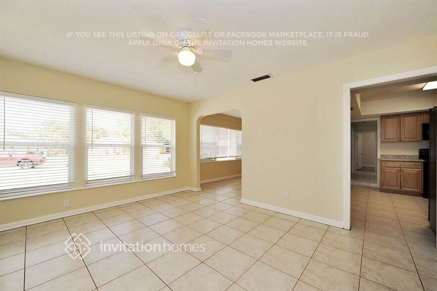 Building Photo - 350 McArthur Ave