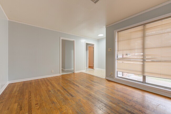 Building Photo - 7130 Carvel Ln