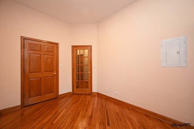 Building Photo - 1535 N Paulina St