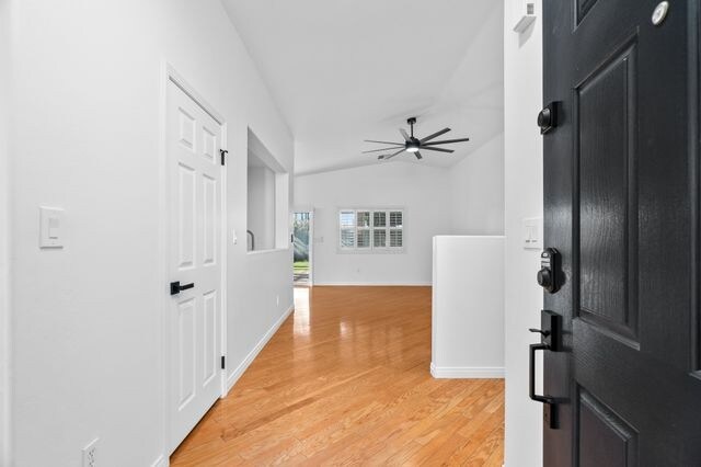 Building Photo - 1607 Halliana Ct