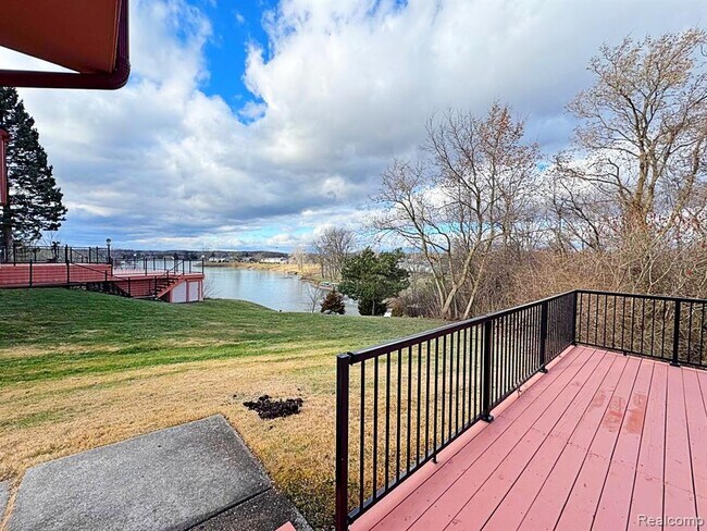 Building Photo - 19479 Scenic Harbour Dr