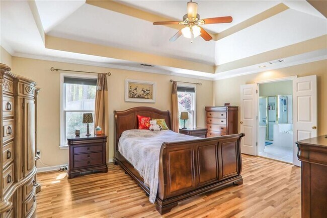 Building Photo - 2835 Olde Town Park Dr