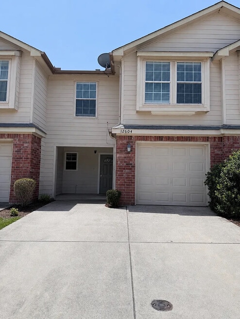 Building Photo - 12604 Oceanside Dr