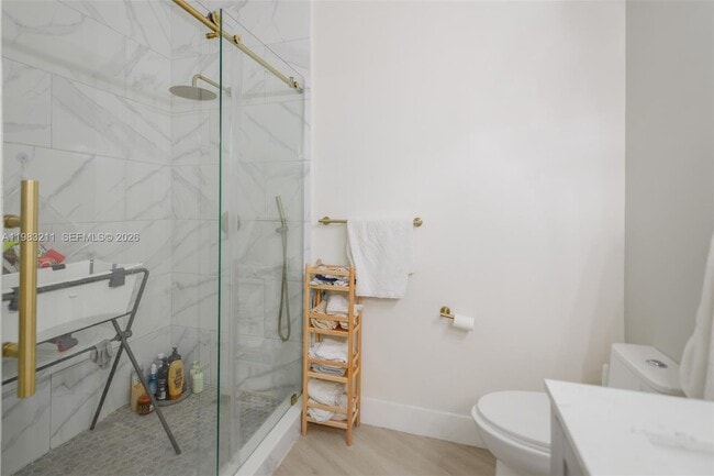 Building Photo - 19501 W Country Club Dr