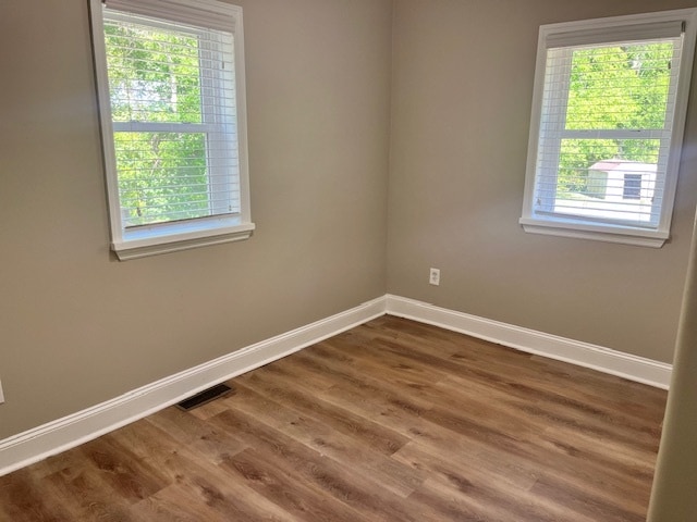 Smaller 2nd bedroom - 4716 McCahill Rd