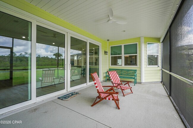 Building Photo - 9431 Paradise Dr