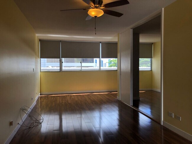 Building Photo - Makiki Bel-Aire - 1 BEDROOM/1 PARKING