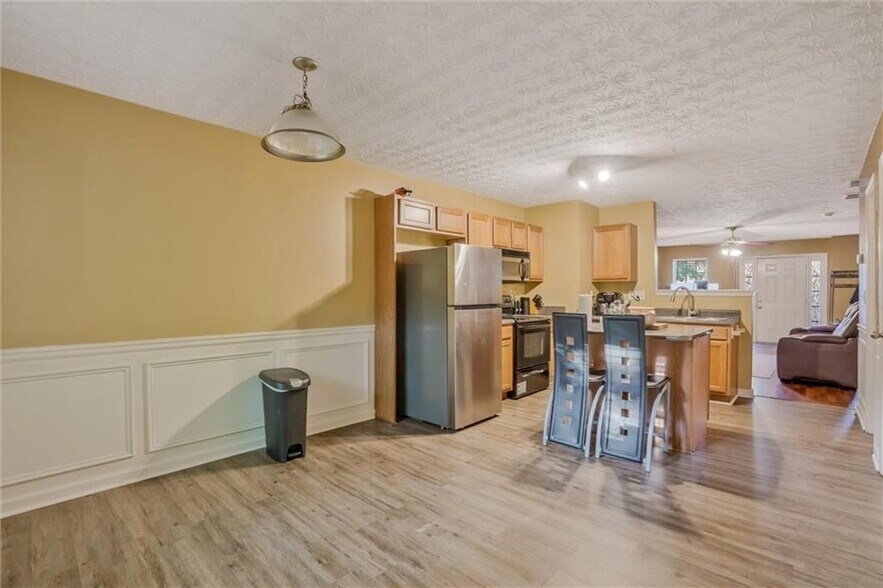 Building Photo - 2870 Vining Ridge Terrace