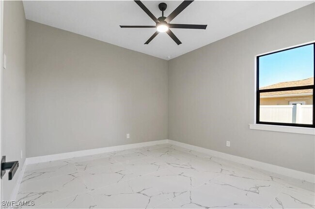 Building Photo - 1561 NW 26th Pl