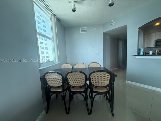 Building Photo - 9201 Collins Ave