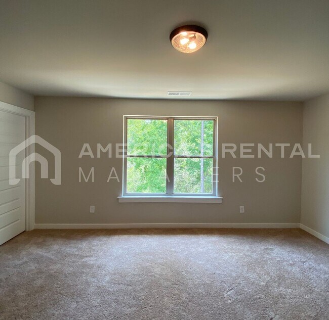 Building Photo - Home for Rent in Odenville, AL! View with ...