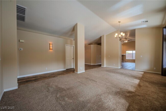 Building Photo - 921 San Bruno Ave