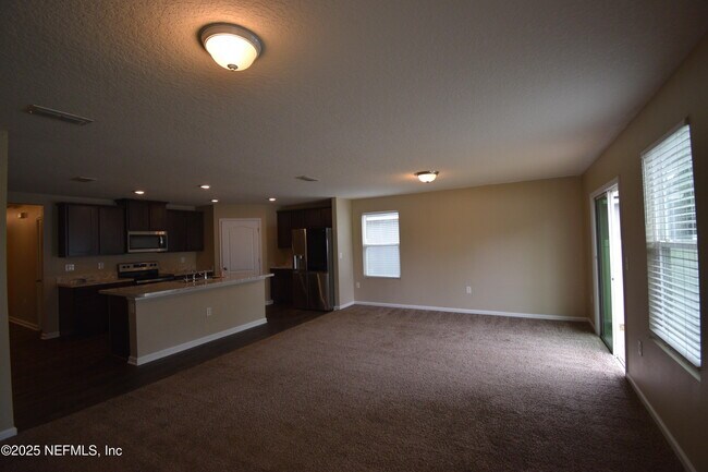 Building Photo - 3583 Sunfish Dr