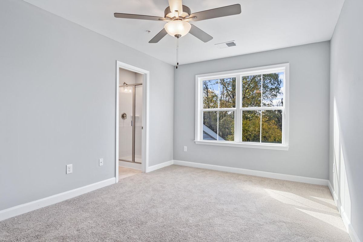 Building Photo - 504 Wheatley Dr