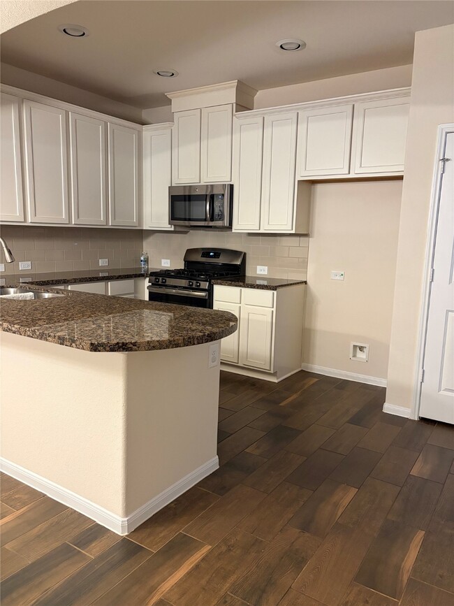 Building Photo - 14915 Silver Br Trl