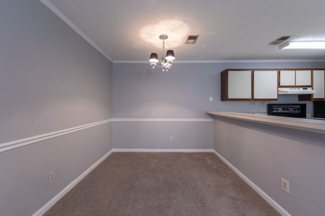 Building Photo - 109 Stratford Dr