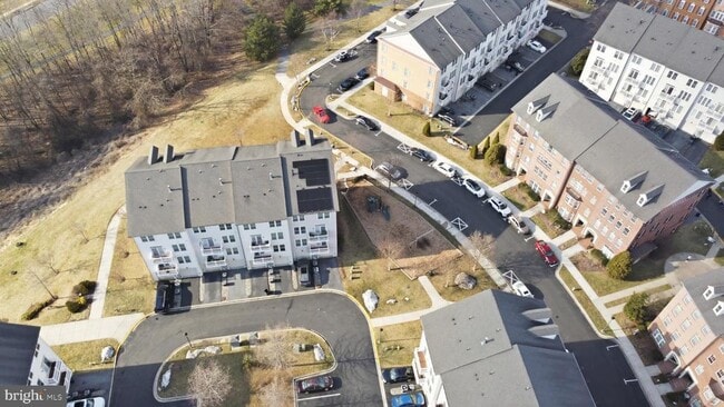 Building Photo - 3624 Spring Hollow Ln