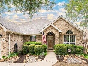 Building Photo - 1417 Lowes Farm Pkwy