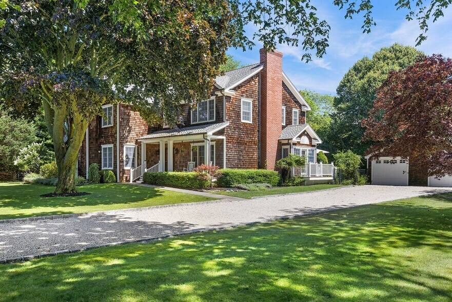 Building Photo - 50 Narrow Ln