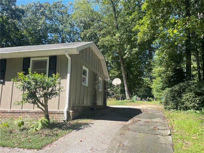 Building Photo - 47 Wagon Wheel Ct