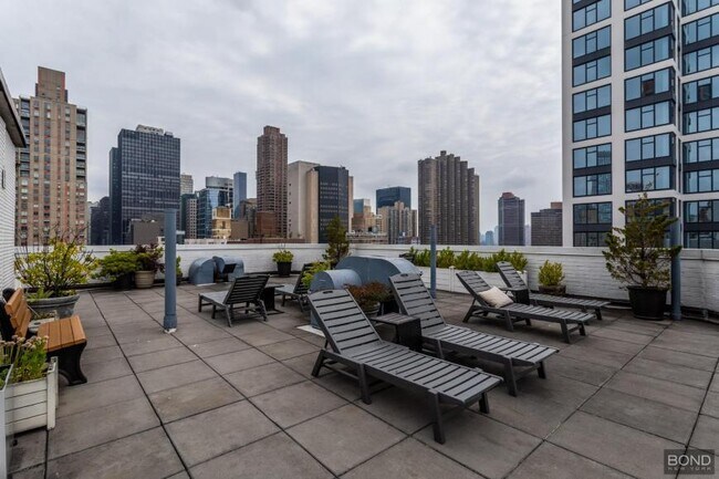 Building Photo - 0 bedroom in New York NY 10016