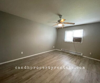 Building Photo - 1327 Panners Pl