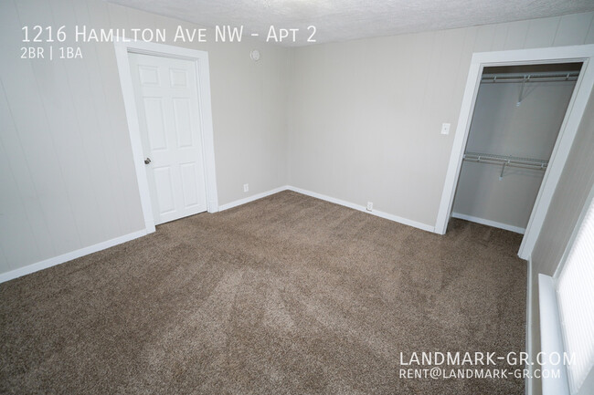 Building Photo - Upgraded 2 Bed/1 Bath – First Month Rent $...