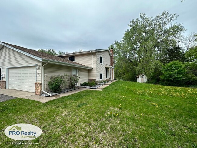 Building Photo - 13350 Timber Crest Dr