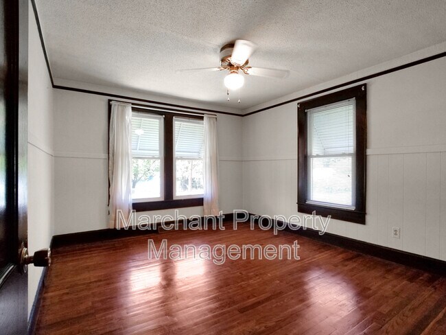 Building Photo - 311 Mc Dowell St