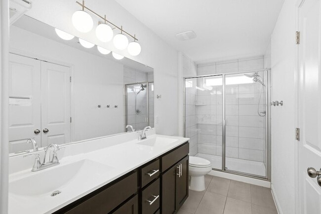 Building Photo - 8215 McKamy Dr