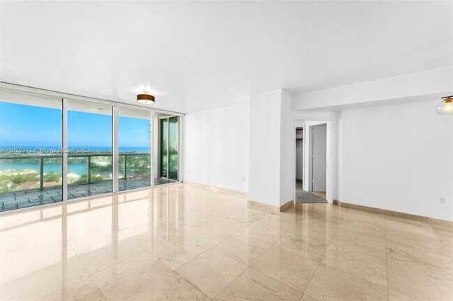 Building Photo - 19400 Turnberry Way