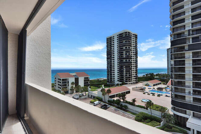 Building Photo - 4200 N Ocean Dr