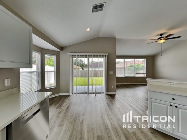 Building Photo - 12719 Standbridge Drive Riverview FL