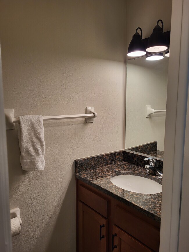 Half bath on main floor - 9505 Centerbrook Ct