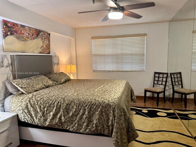 Building Photo - 201 180th Dr