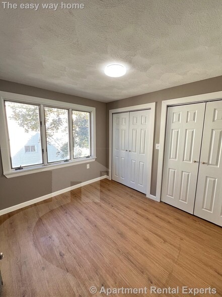 Building Photo - 141 Albion St