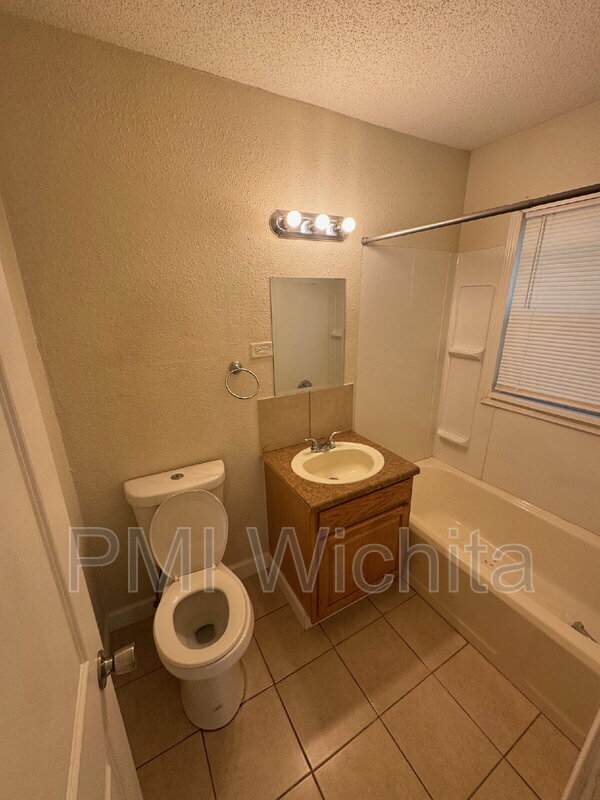 Building Photo - 681 S Kansas St