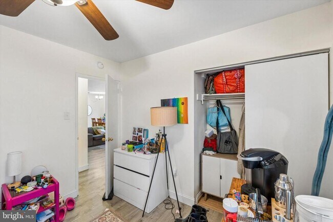 Building Photo - 2101 Chestnut St