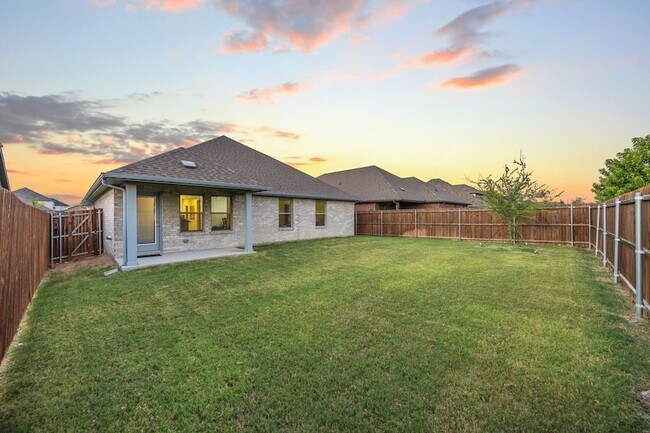 Building Photo - 3249 Glorioso Dr