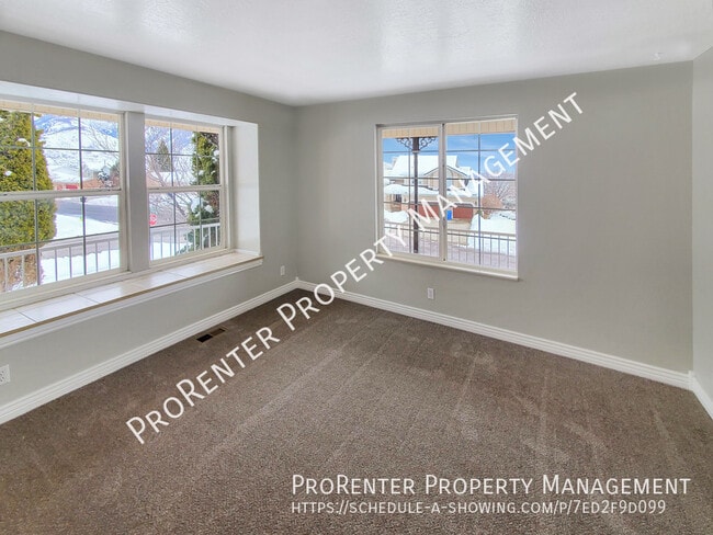 Building Photo - 3585 N 275 E