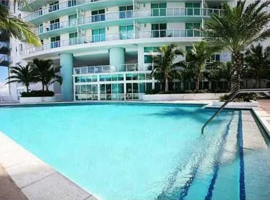 Two heated pools. - 1900 N Bayshore Dr