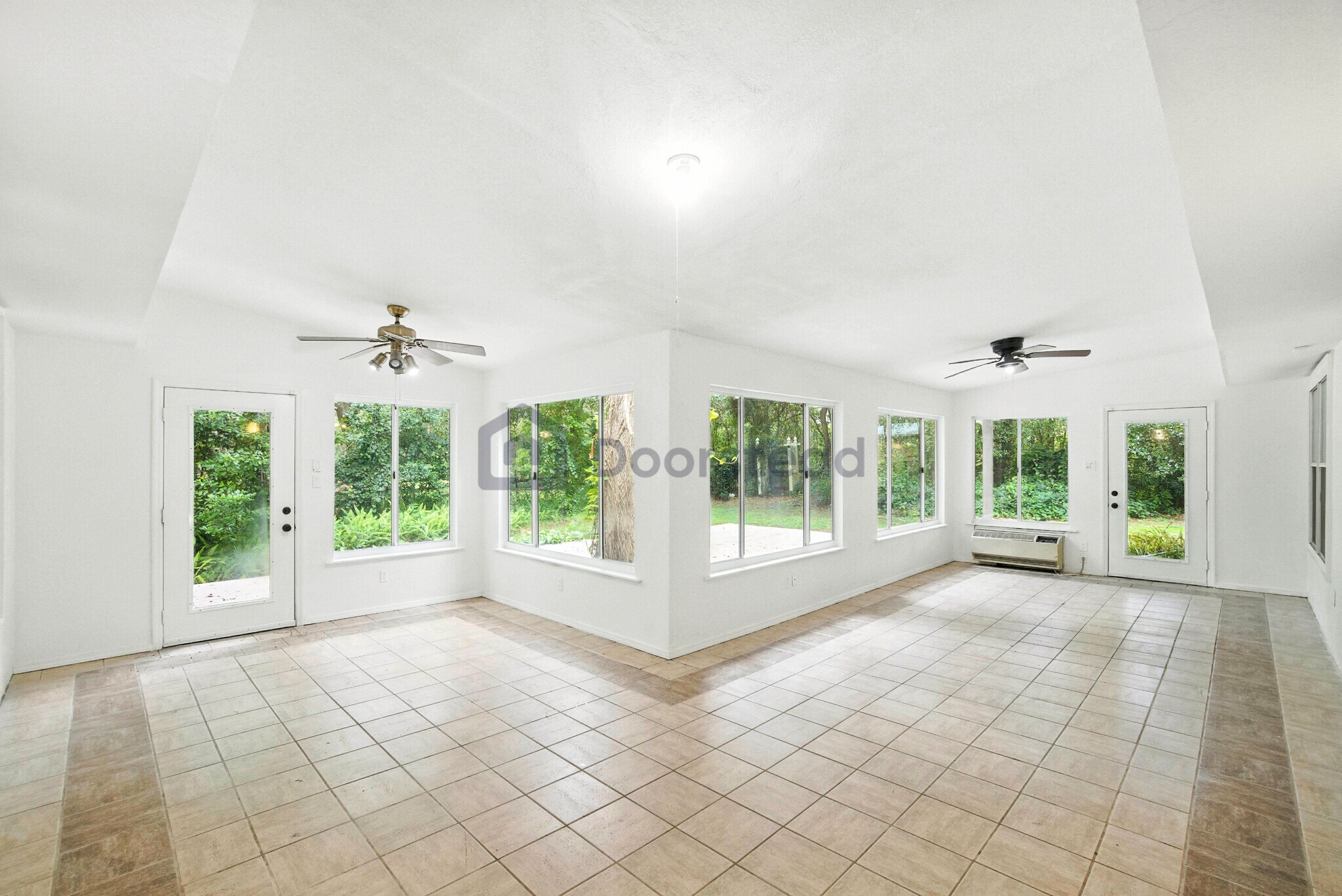Building Photo - 30851 Round Lake Rd