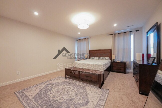 Building Photo - 872 Ashton Pk Wy