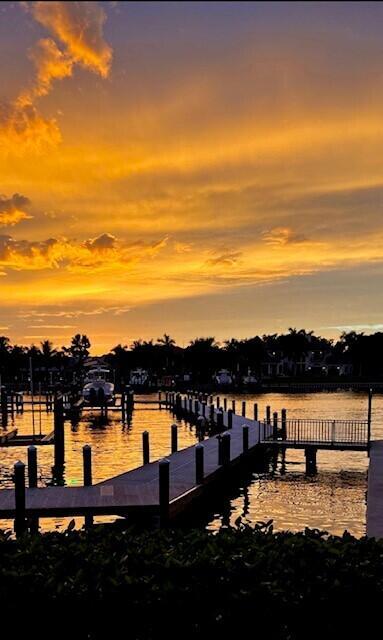 Building Photo - 515 Bay Colony Dr N