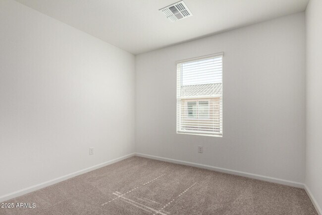 Building Photo - 1459 E Peggy Dr